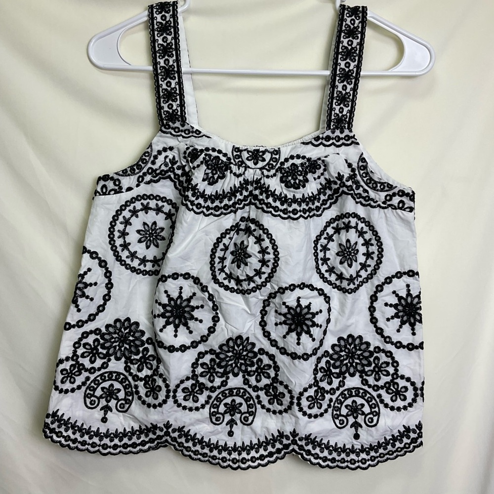 Design History Samara White with Black Embroidered Blouse